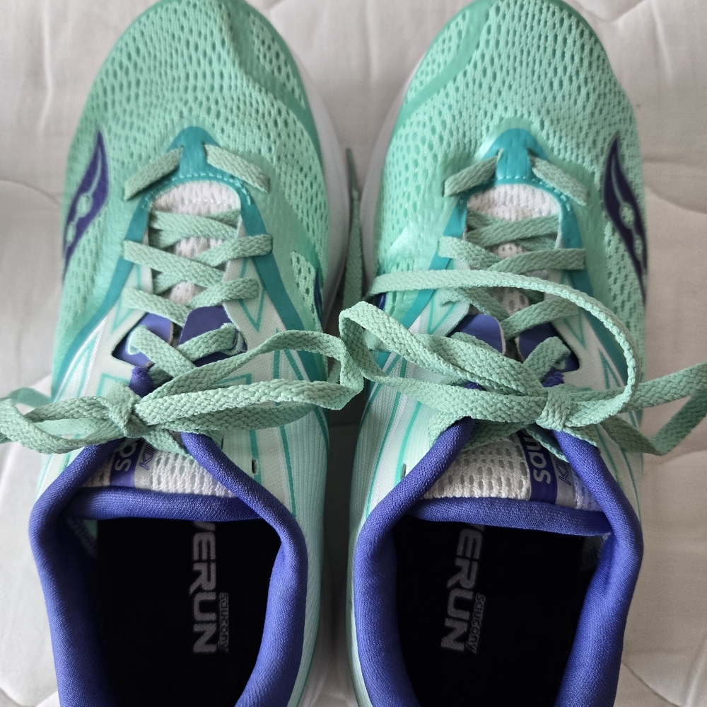Saucony Kinvara 9 Mint Green Running Shoes Size 9 Womens